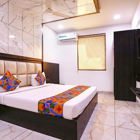 Fabhotel Grand Sparrow Tājganj Extérieur photo