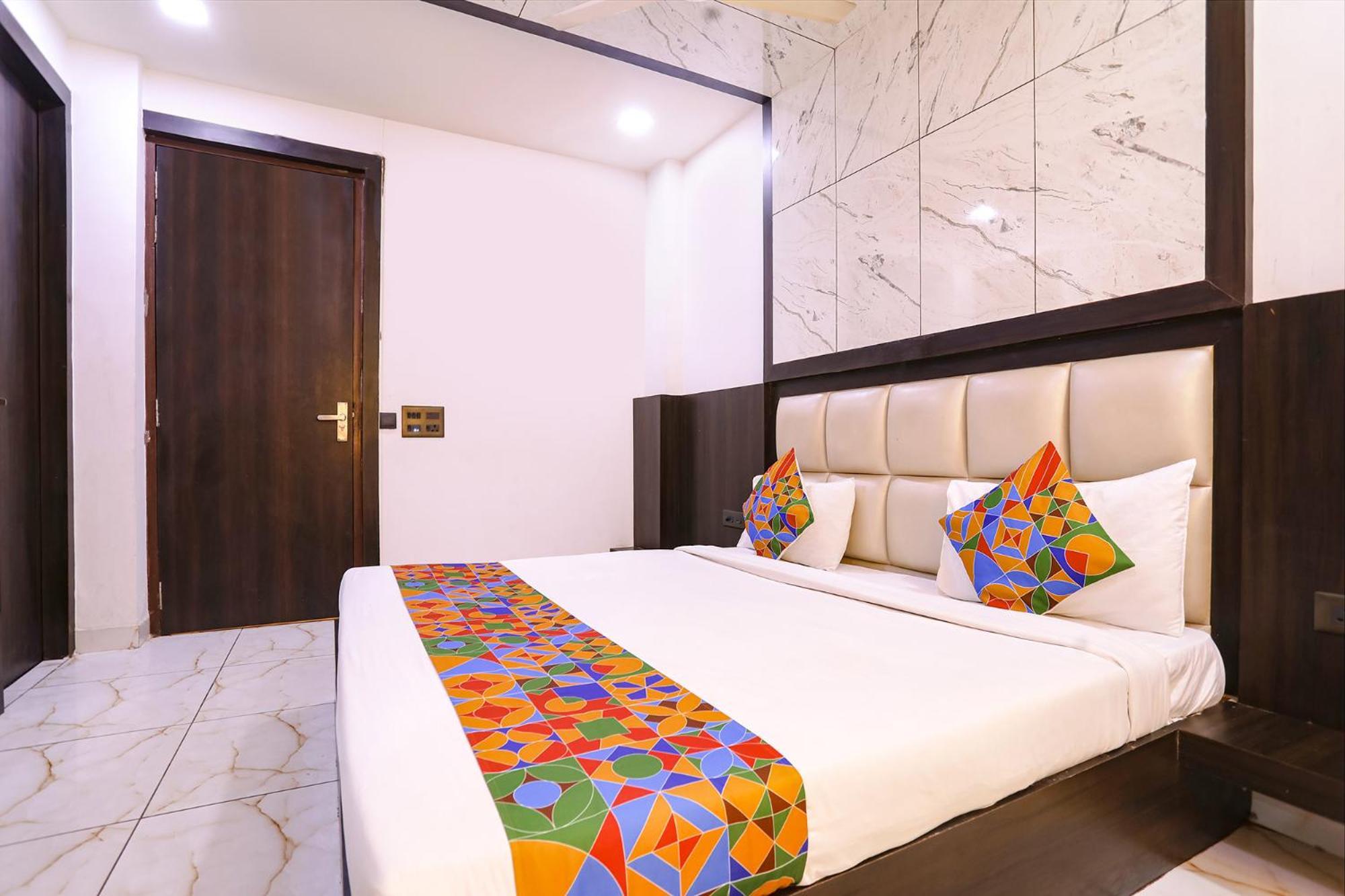Fabhotel Grand Sparrow Tājganj Extérieur photo